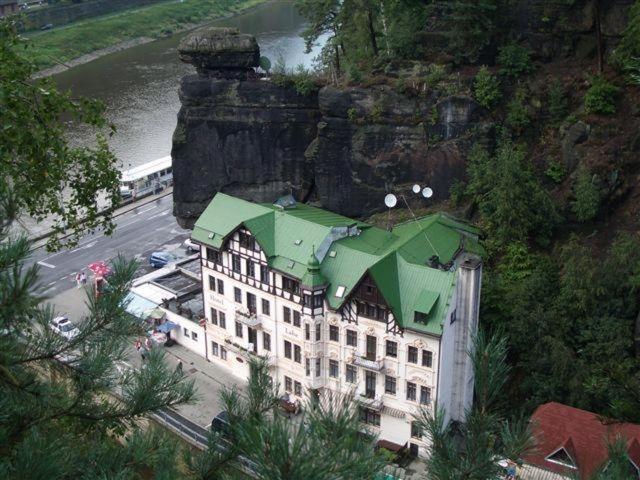 Hotel Labe Хренско Экстерьер фото